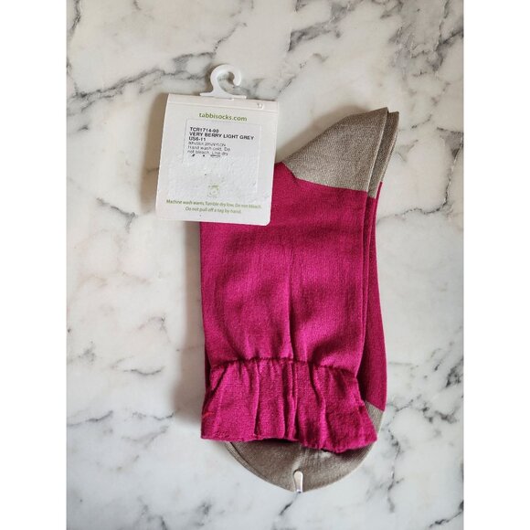 Tabbisocks Womens Silk Ruffle Crew Socks Very Berry & Light Grey - Picture 4 of 4